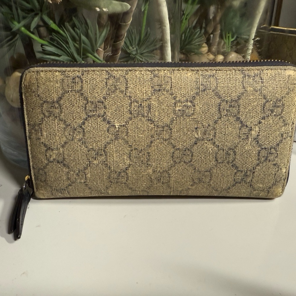 Gucci Beige and navy blue  Patterned Wallet